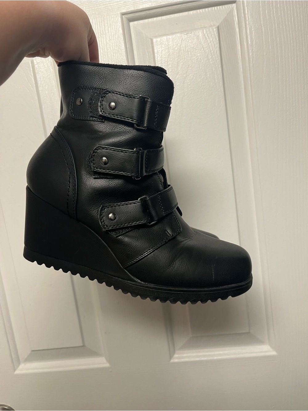 Khombu Black Triple-Buckle Wedge Ankle Boot